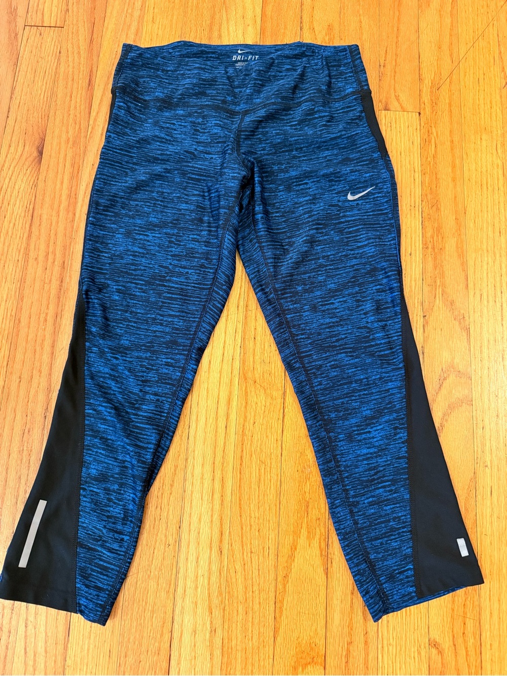 Nike DRI-FIT Blue Black Capri Leggings Size Medium
